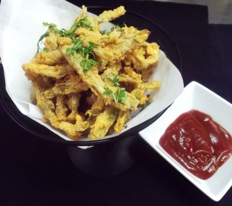 Cactus fries (nopalitos fritos)