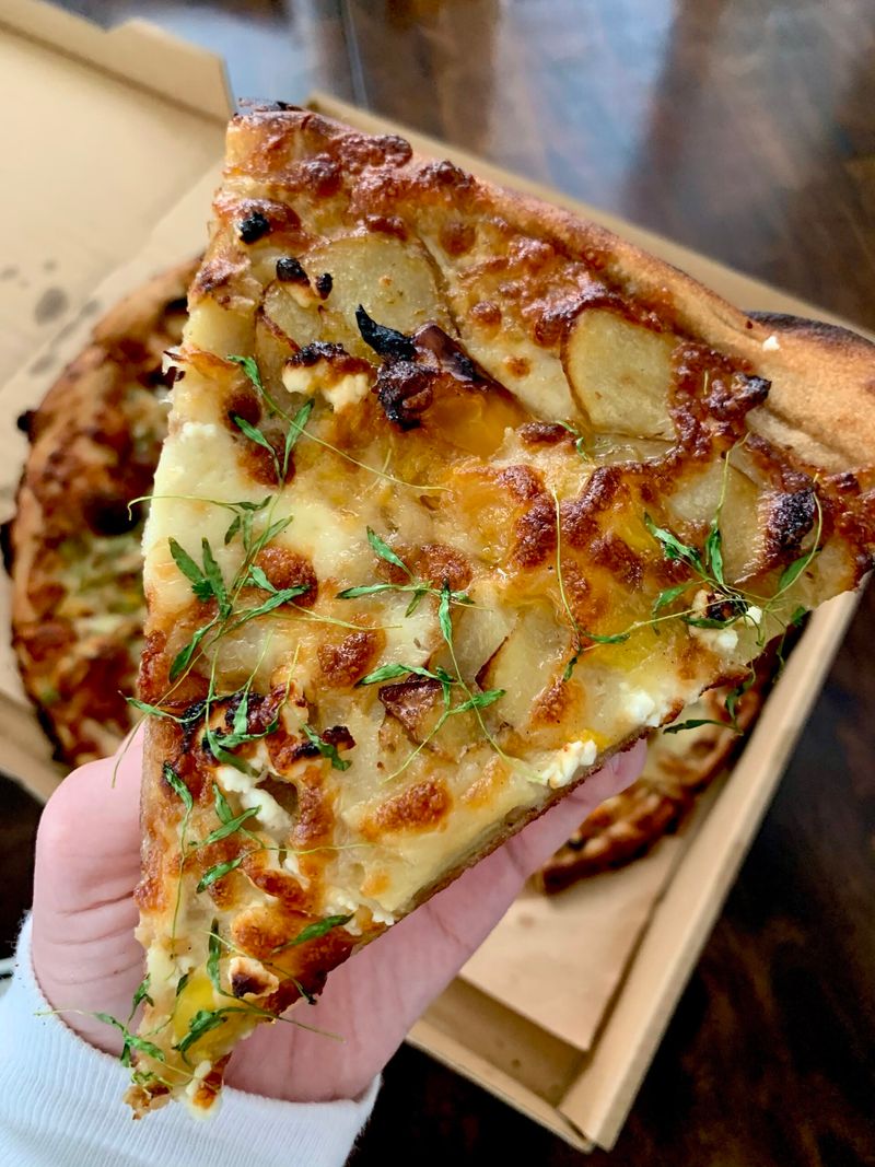 Majka Pizzeria & Bakery (Midtown)