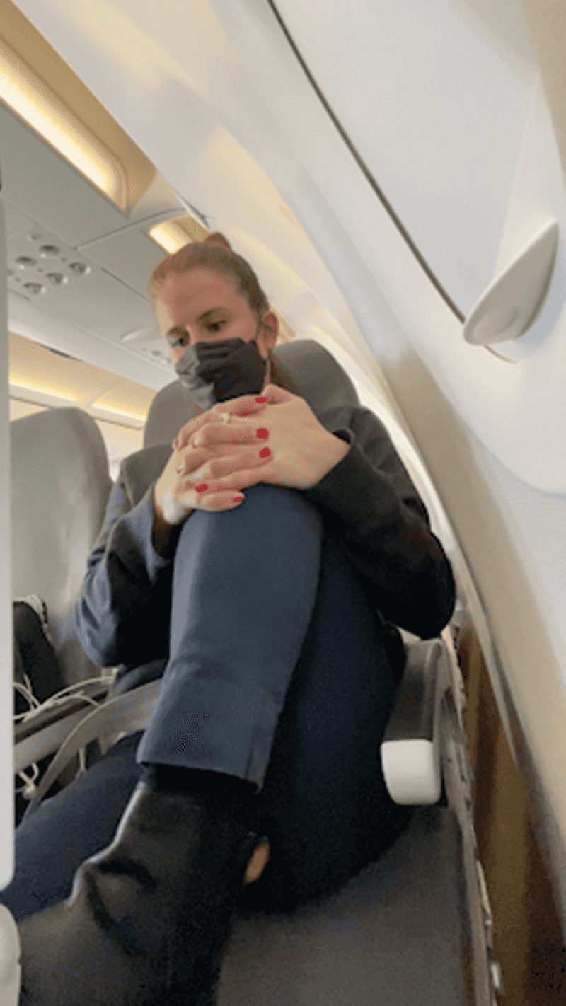 Staying Motionless During Long Flights