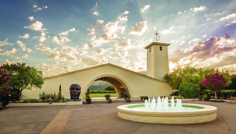 Robert Mondavi Winery: Napa's Revolutionary Icon