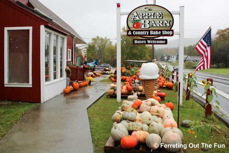 The Apple Barn & Country Bake Shop — Bennington