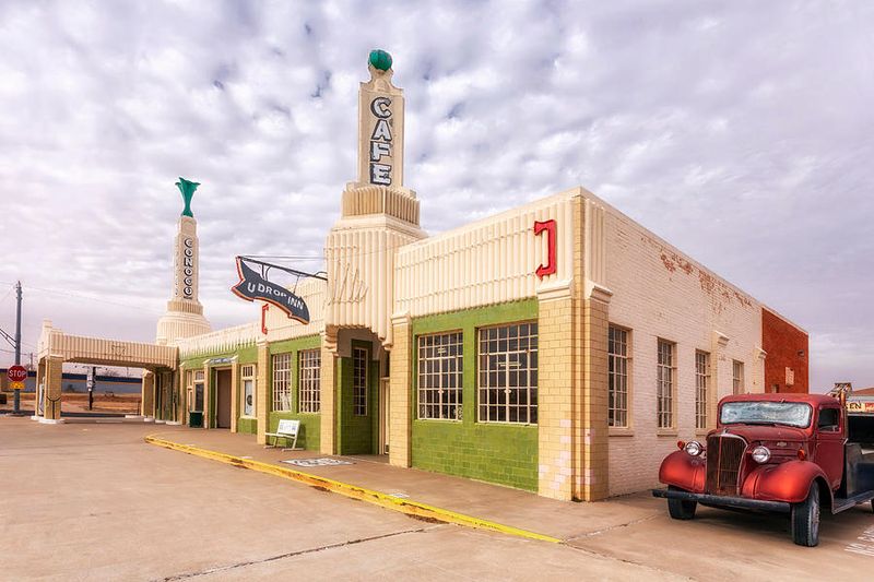 U-Drop Inn (Shamrock)