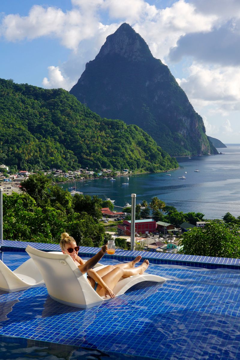 🏝️ St. Lucia (Caribbean)