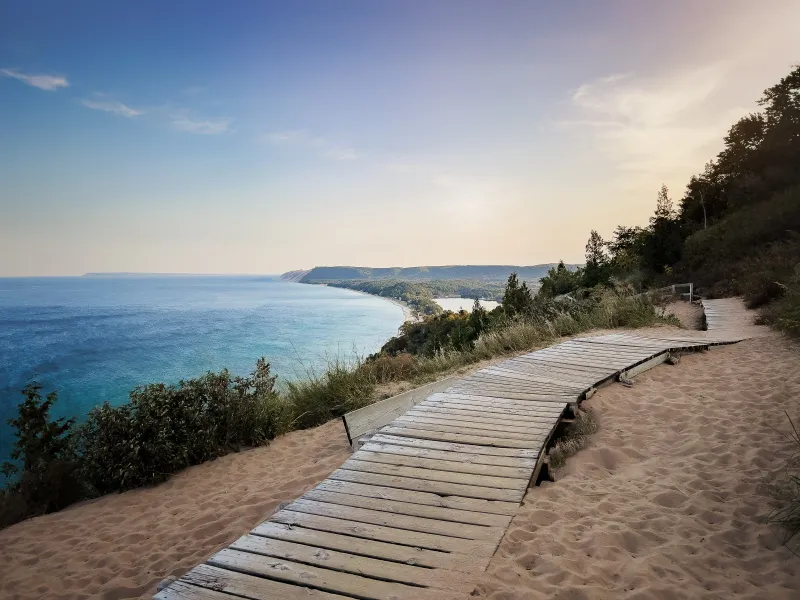 Empire Bluff Trail