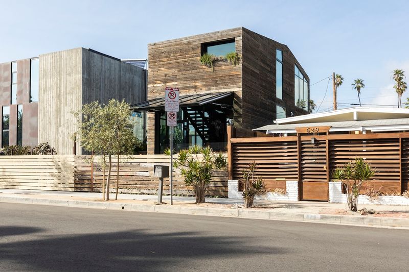 Oxford Triangle Glass & Concrete Oasis – Venice Beach, California