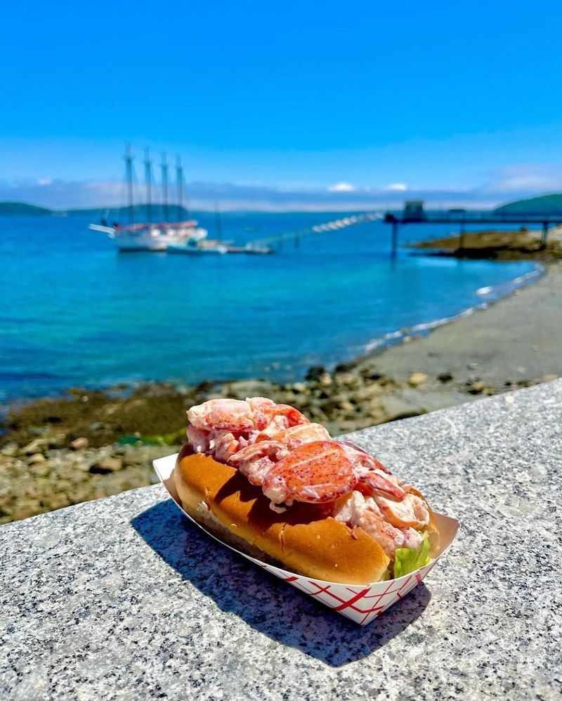 Savor the Scenic Dining Experience