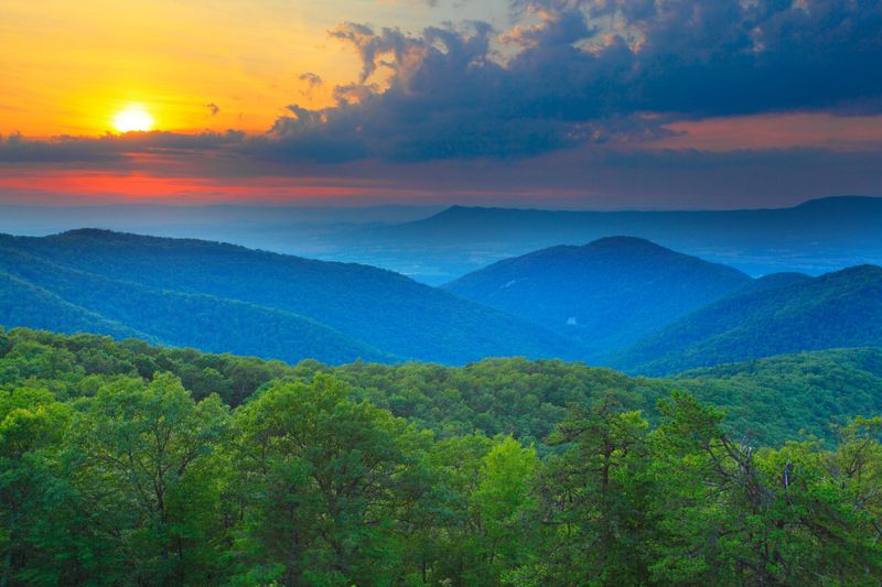 Perfect Four-Season Climate Without Extremes