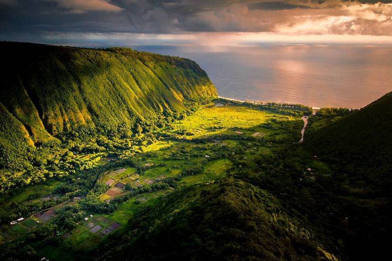 Launch Adventures to Waipio Valley and Beyond