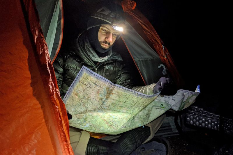Headlamp or flashlight with spare power