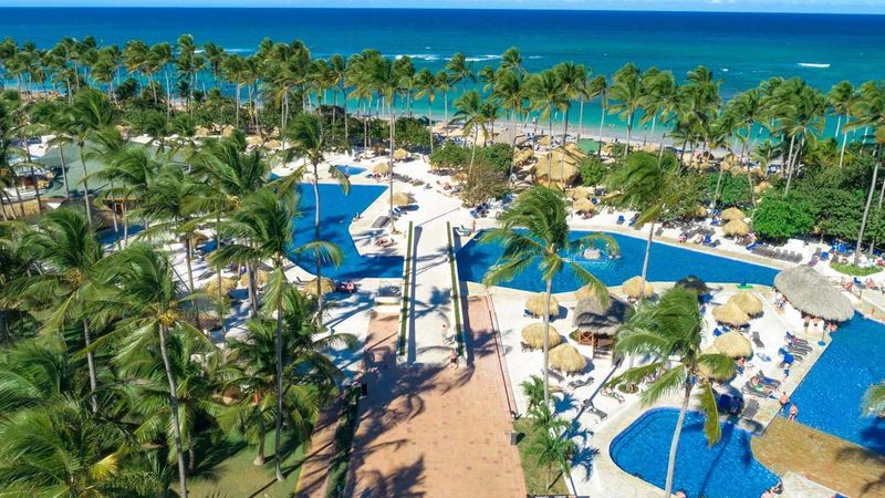 Sirenis Punta Cana Resort (Dominican Republic)