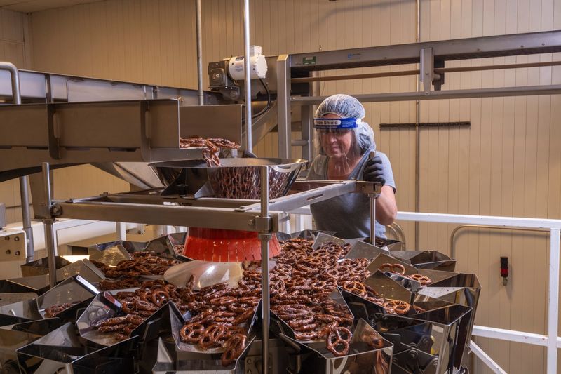 Pretzel-making goes big in Reading: 1900s and the Pretzel Belt