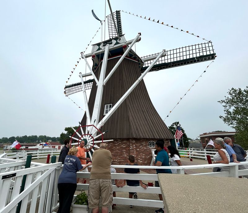 Visit the De Immigrant Windmill