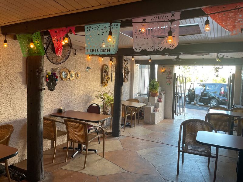 Alebrijes Cafe & Grill
