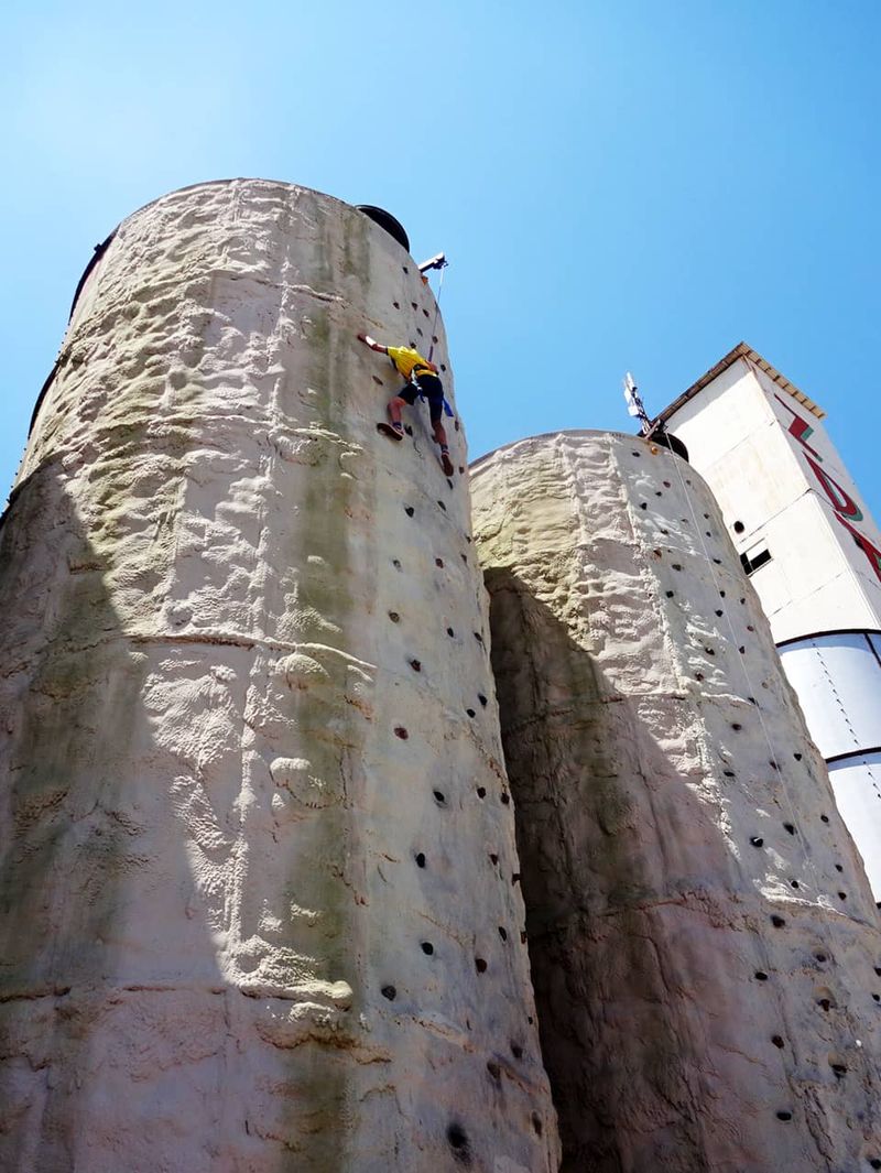 Climbing Walls Built on Historic Grain Silos