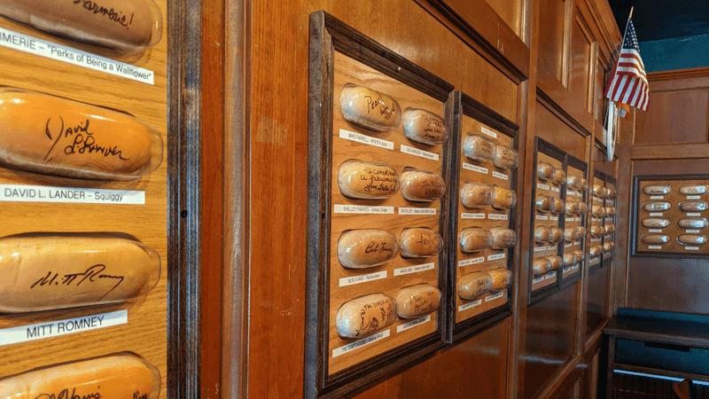 Tony Packo's Cafe – Toledo