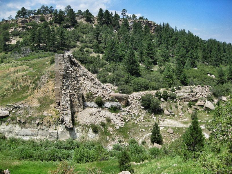 Castlewood Canyon State Park (Garden of the Gods Alternative)