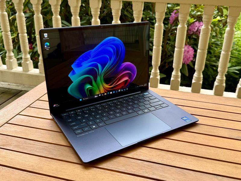 HP EliteBook Ultra G1i (14″)
