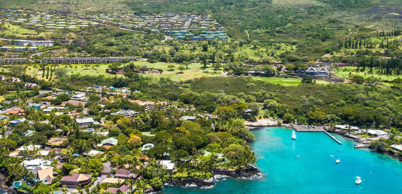 Holualoa - Coffee Belt Heaven with Local Art