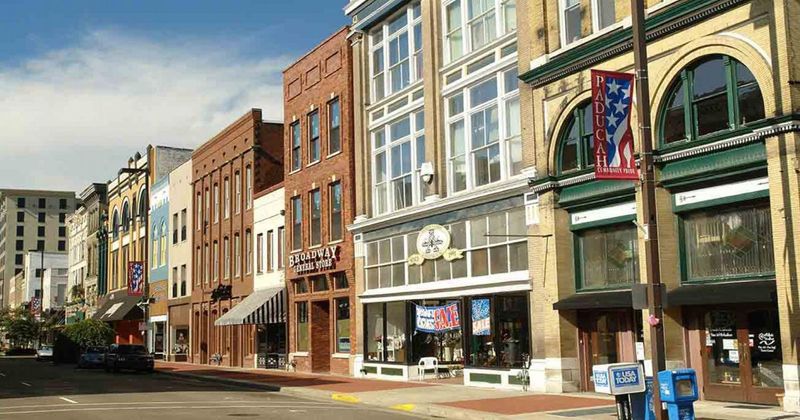 Paducah (Ohio & Tennessee Rivers)