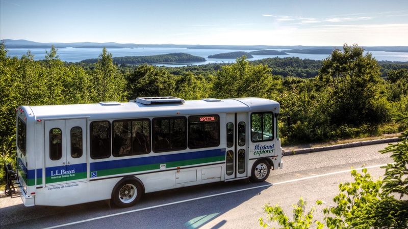 Use the Free Island Explorer Shuttle System Strategically