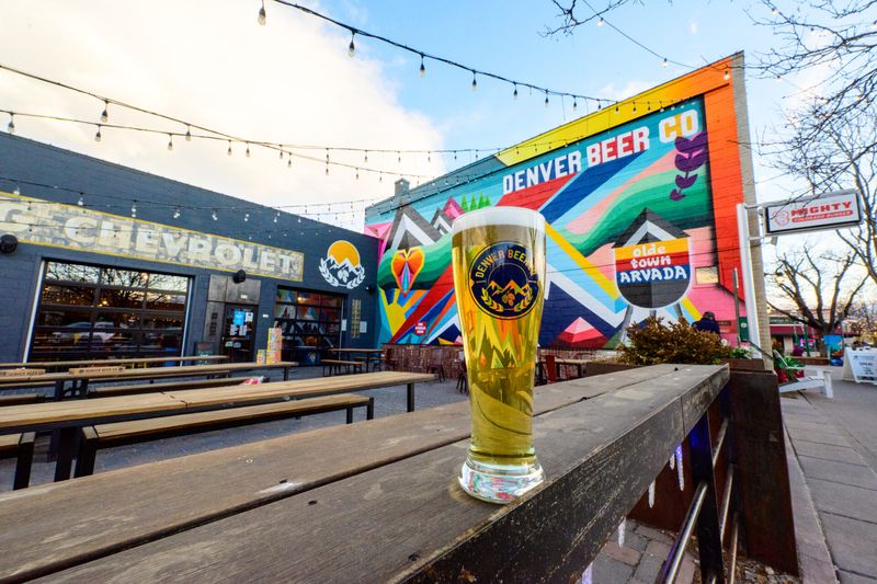 Craft Beer Scene Bubbles with Local Flavor