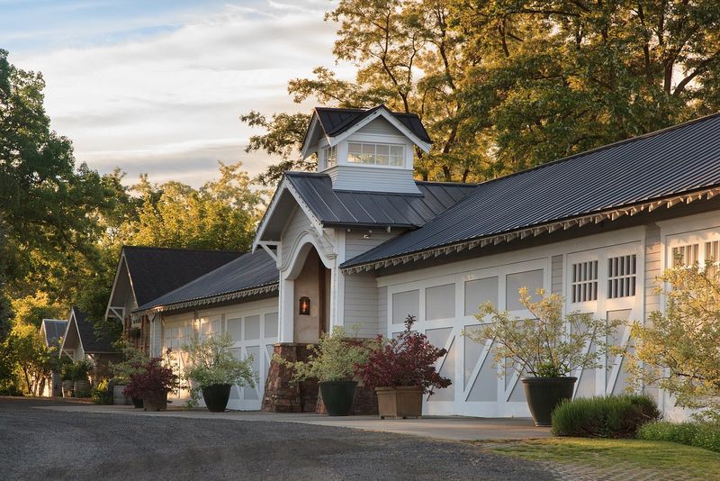The GG (Green Gables Inn) - Historic Inn by Whitman College