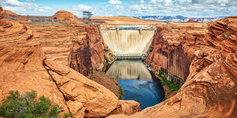 Glen Canyon Dam Overlook (Page)