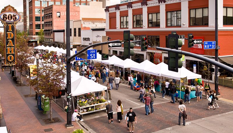 Navigate a Walkable Downtown Perfect for Socializing