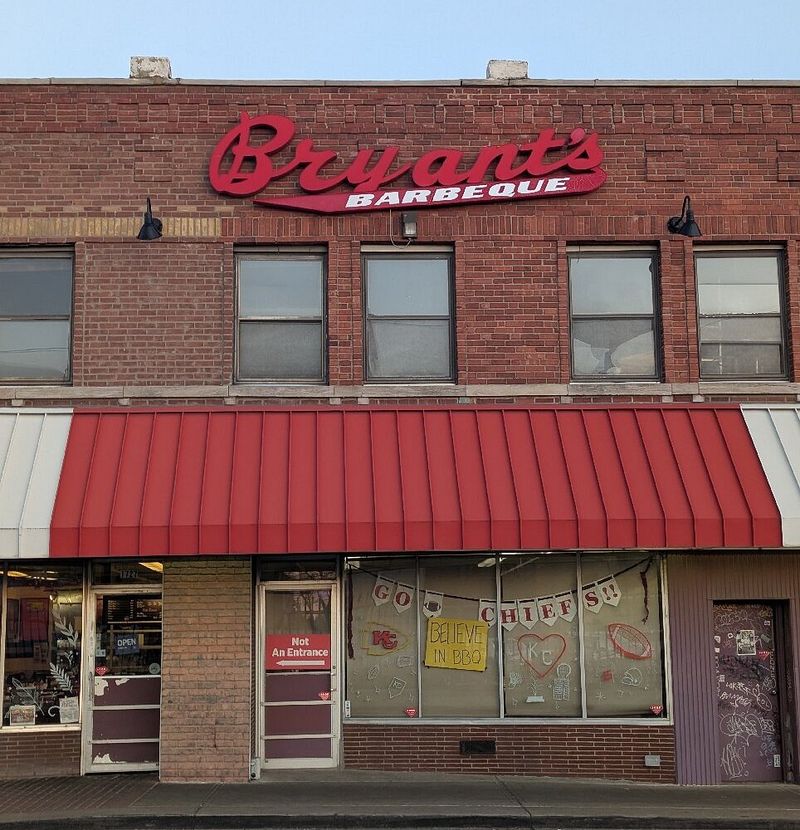 Arthur Bryant's Barbeque – KC, MO (18th & Brooklyn)