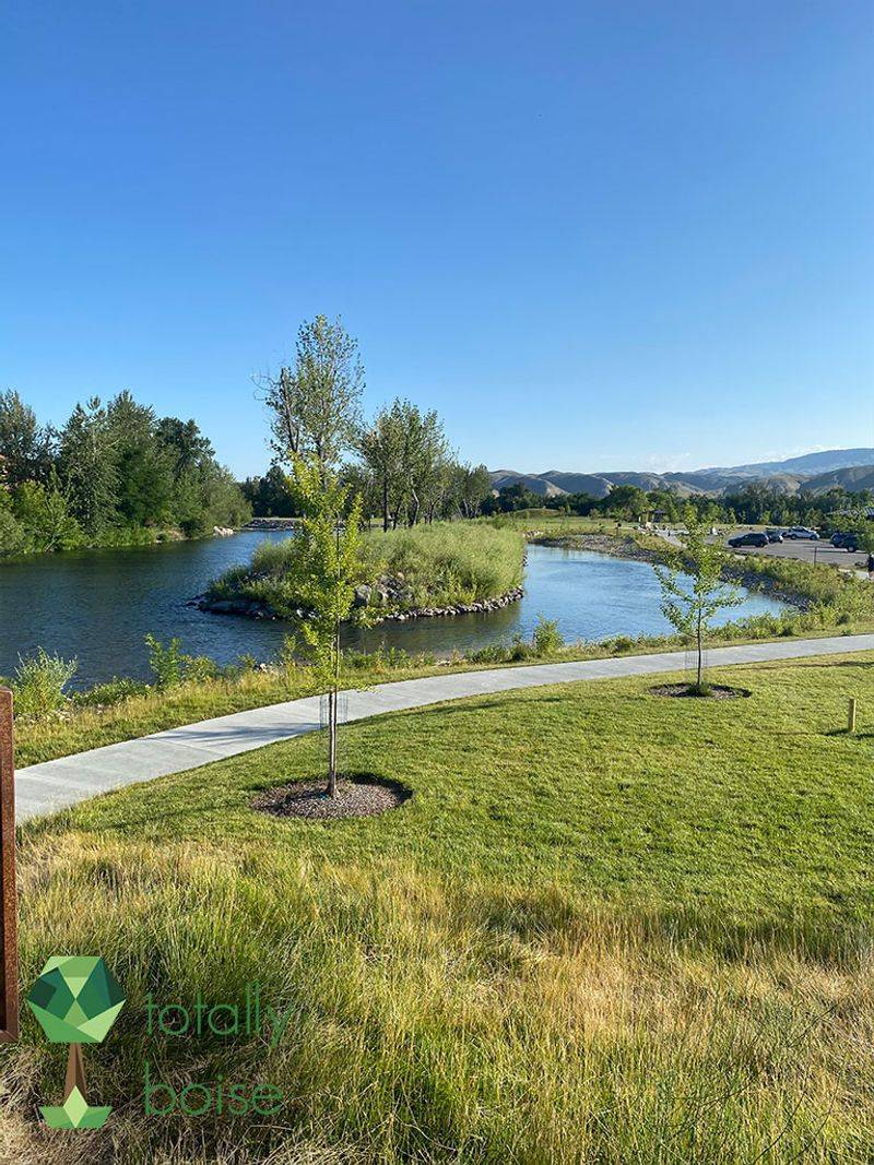Esther Simplot Park & Quinn's Pond Area
