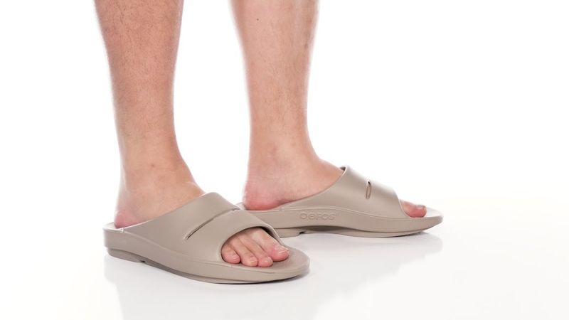 OOFOS OOahh Slide (Recovery Option)