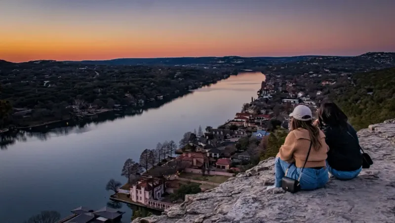 Hike up to the Mount Bonnell overlook