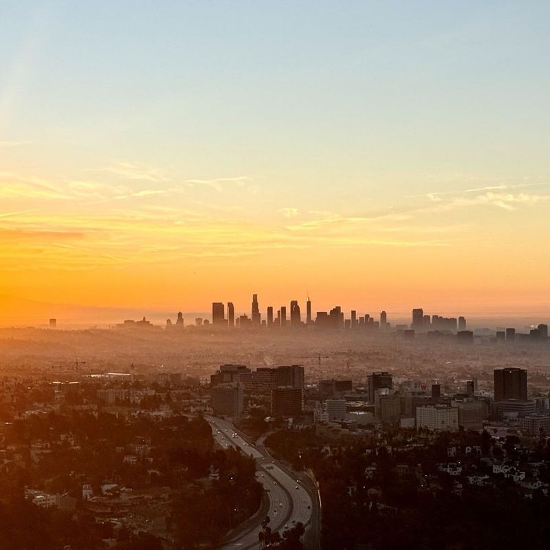 Mulholland Drive: Universal City Overlook