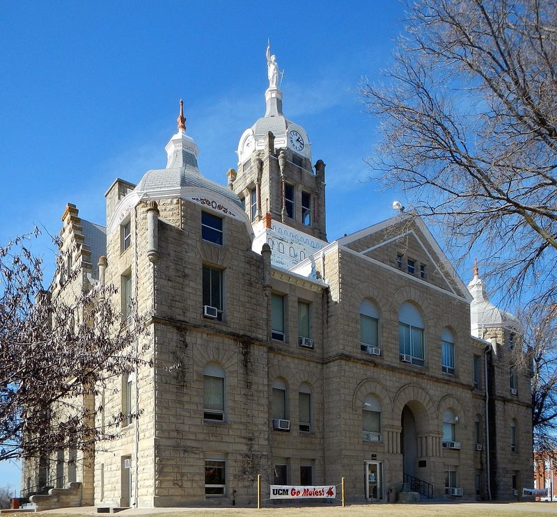 Warrensburg – A Hub of History and Hospitality