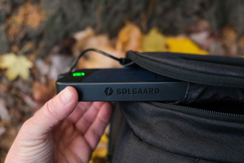 Solar-Topped Chargers That Ride Along