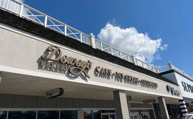 Dewey's Bakery - Winston-Salem