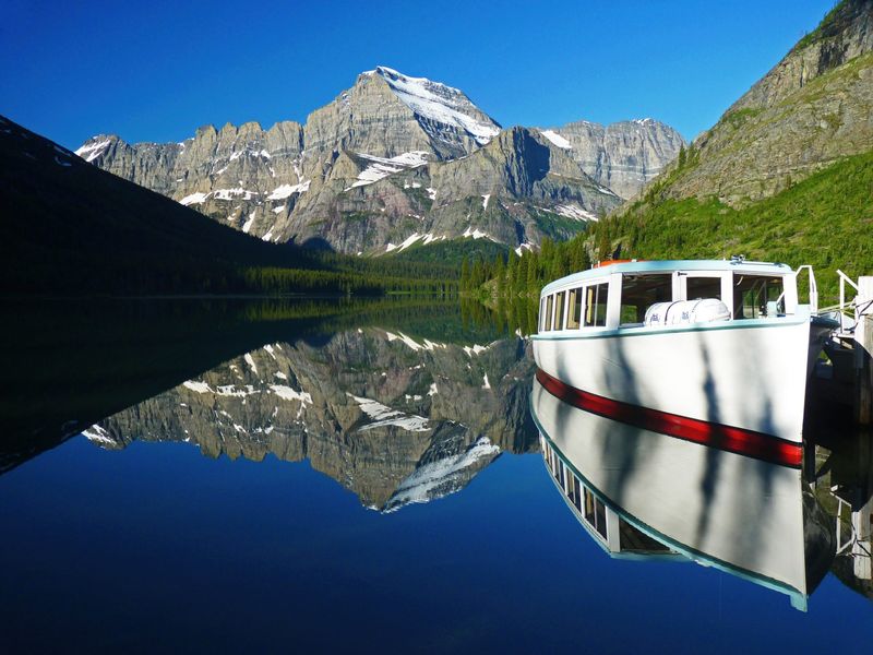 Many Glacier: Gateway to Aquatic Wonders