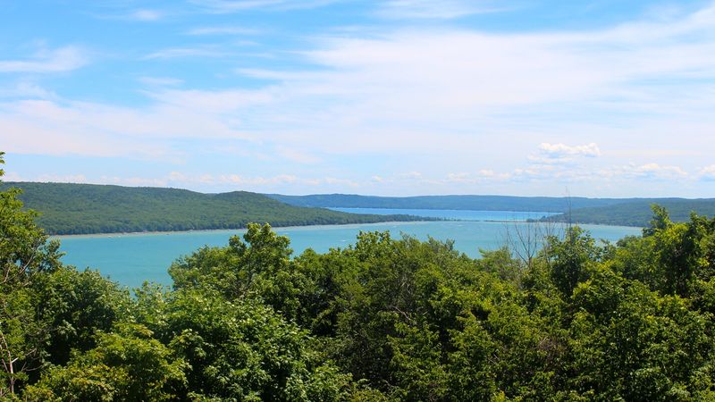 Glen Lake Overlook — Pierce Stocking Scenic Drive
