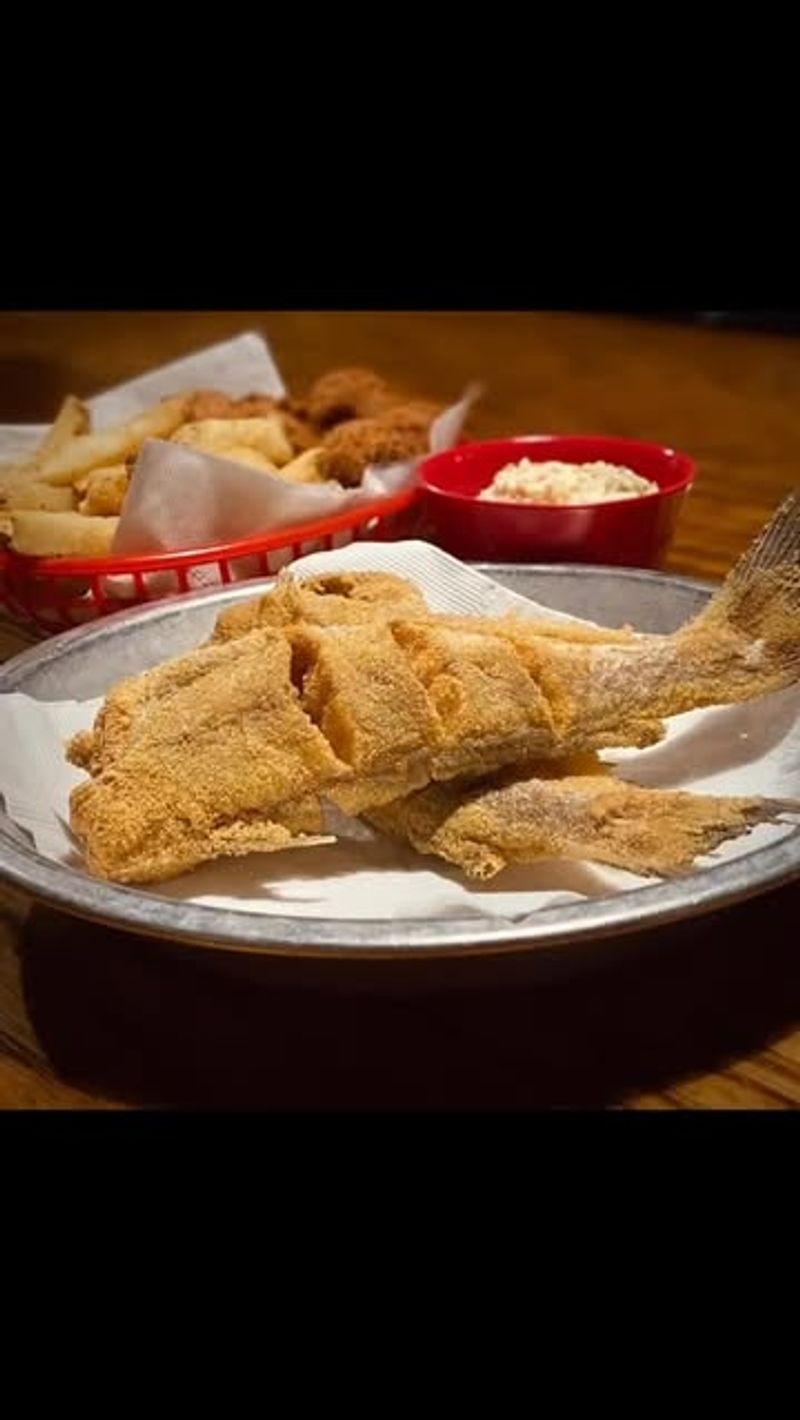 Berry’s Seafood & Catfish House, Florence & Magee