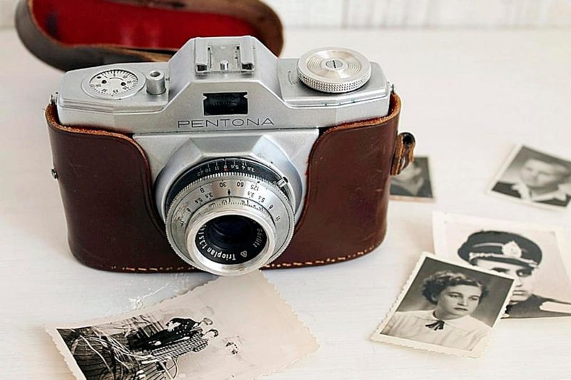 Retro Film Cameras and Cases