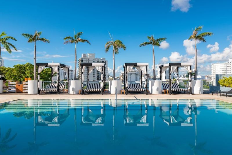 Location Personalities: South Beach vs Downtown
