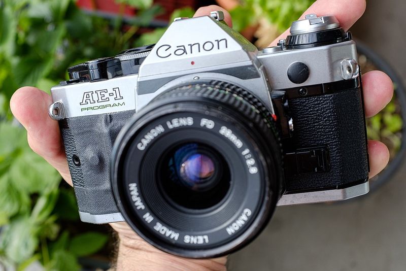Canon - Japan's Reliable Travel Companion