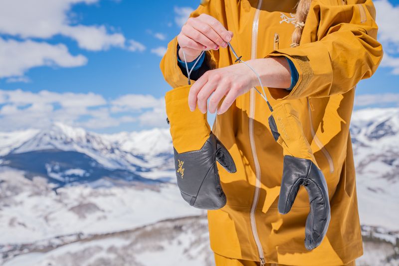 Waterproof/Breathable Shell Mitts (or Rain Mitt Covers)