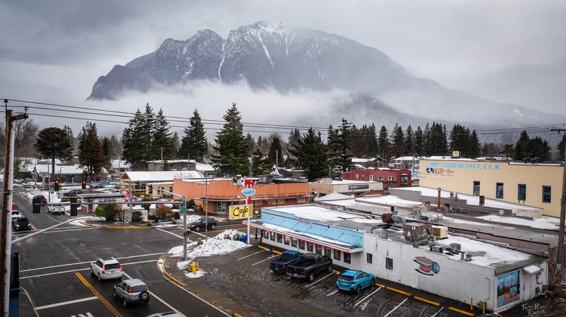 Downtown Charms Visitors with Mountain Town Vibes