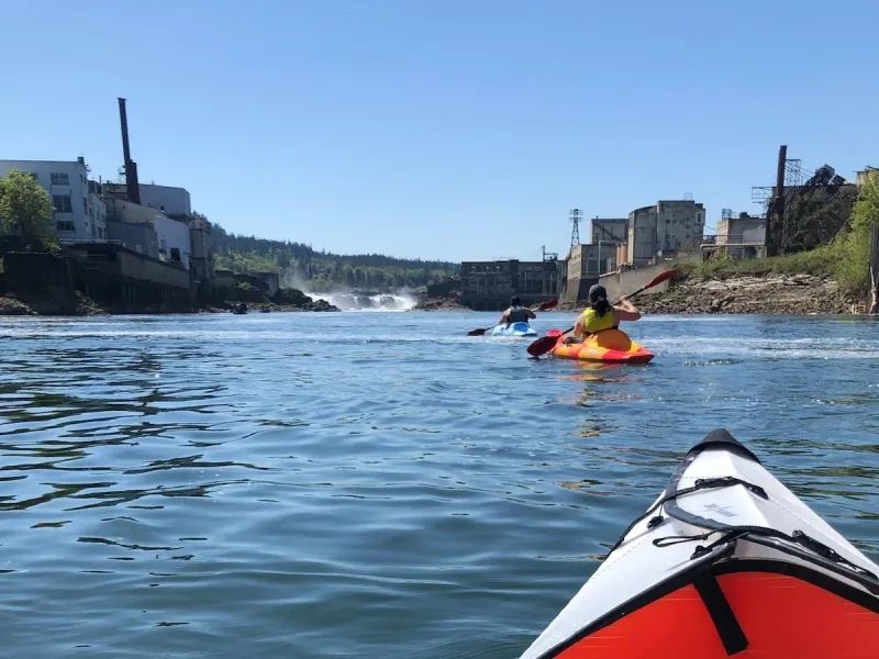 River Recreation: Paddling the Willamette
