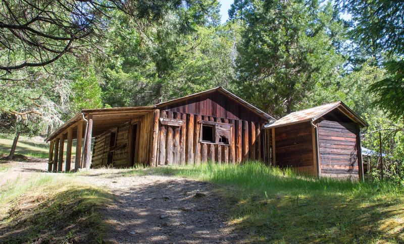 Whiskey Creek Cabin, Rogue River Canyon