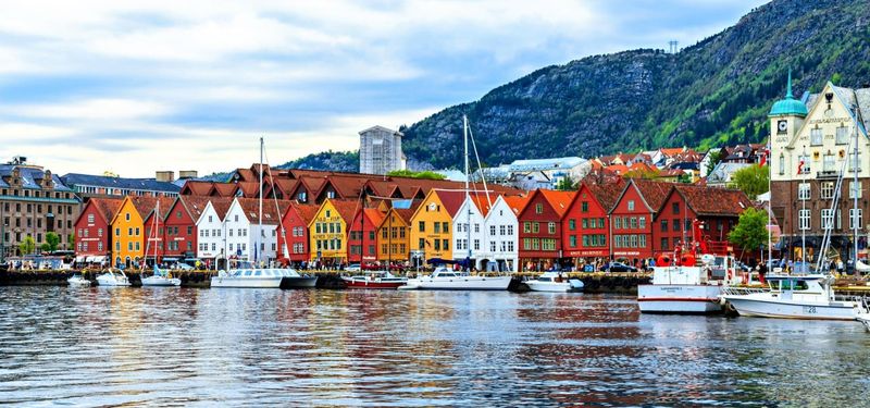 London to Bergen, Norway