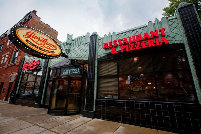 Giordano's - Stuffed Pizza Innovation