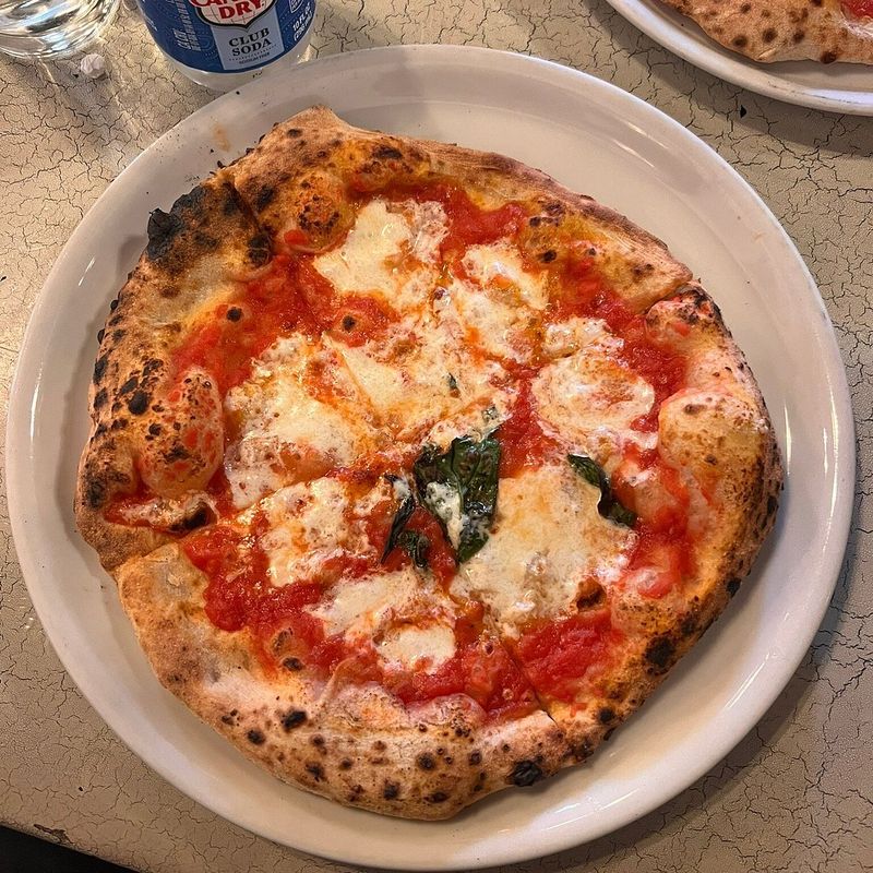 Kesté Pizza & Vino