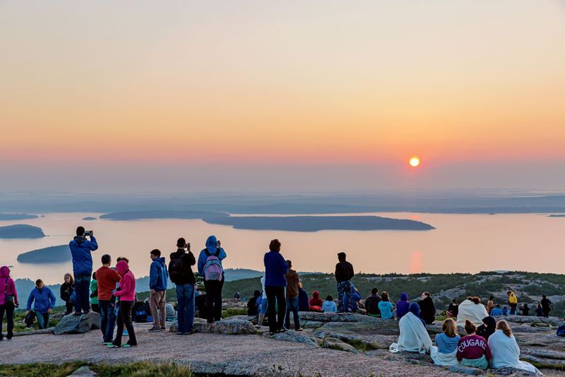 The First Light in America
